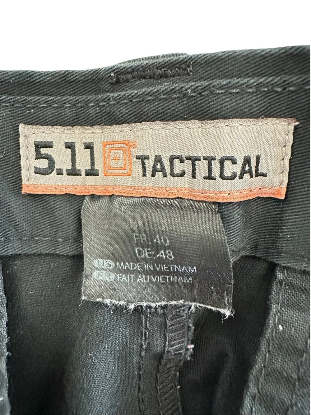 5.11 Tactical 32x30 Black Covert Khaki 2.0 Pants